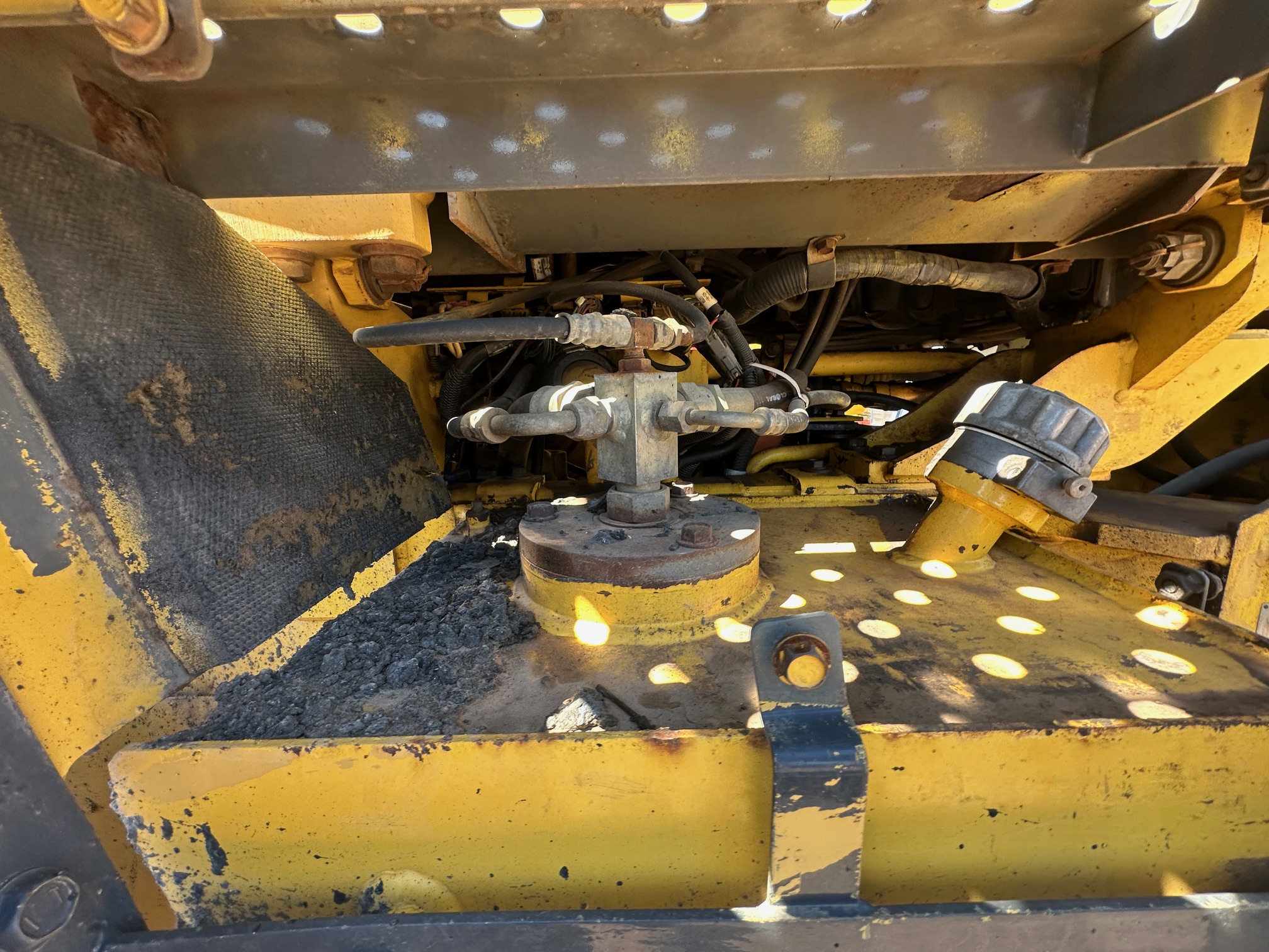 2002 KOMATSU WA-250-3MC - Image 25