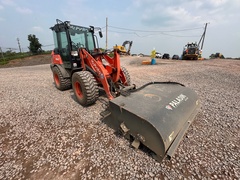 2023 KUBOTA R640 - Image 5