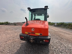 2023 KUBOTA R640 - Image 9