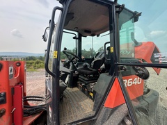 2023 KUBOTA R640 - Image 26