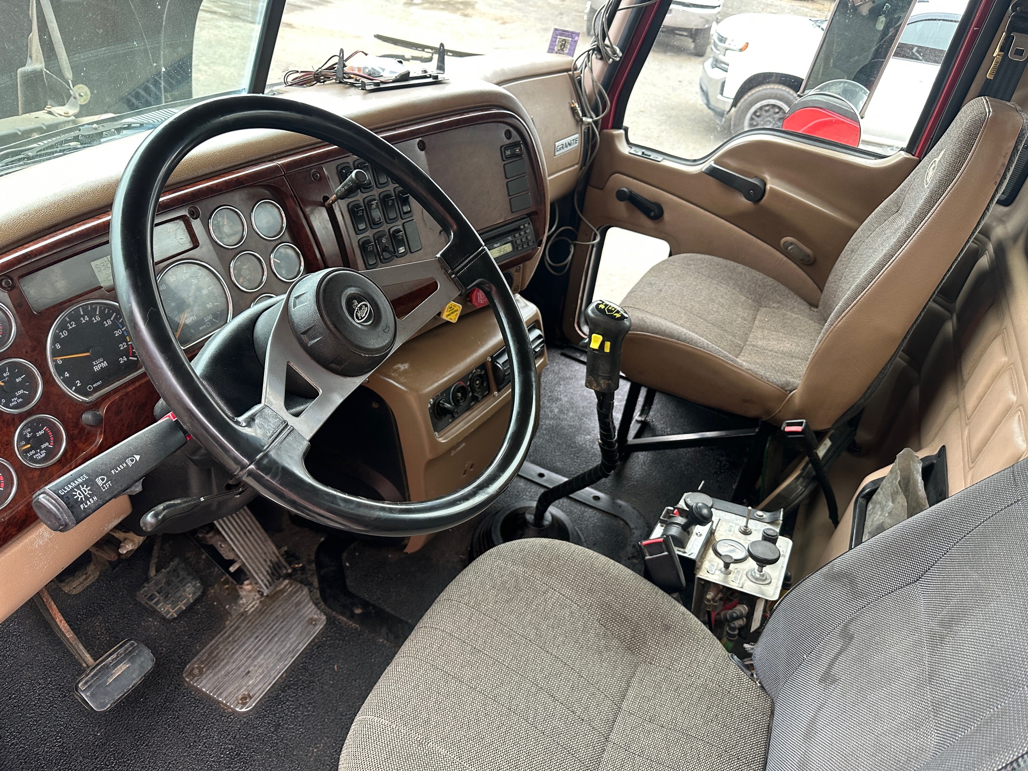 2005 MACK Granite CV713 - Image 33