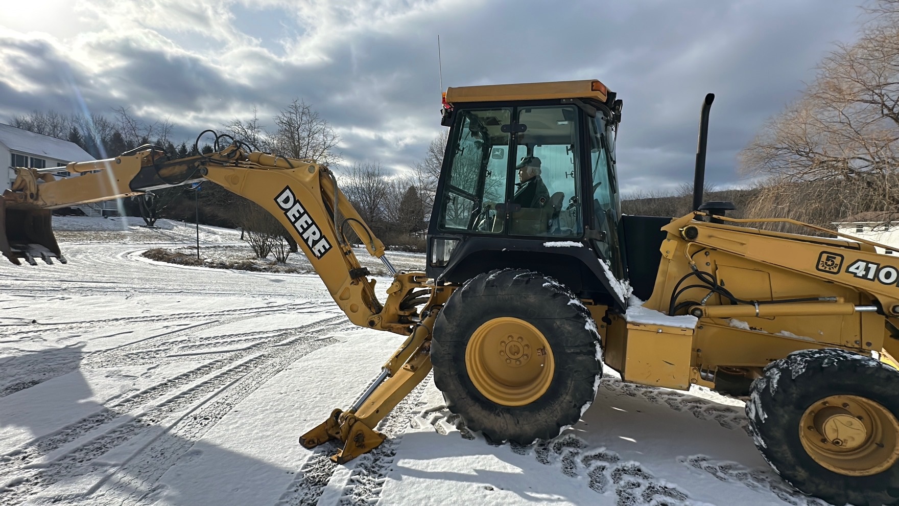 1999 DEERE 410E - view 13 of 32