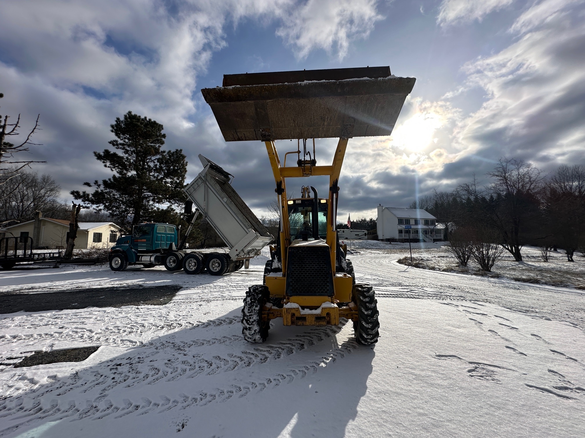 1999 DEERE 410E - Image 17