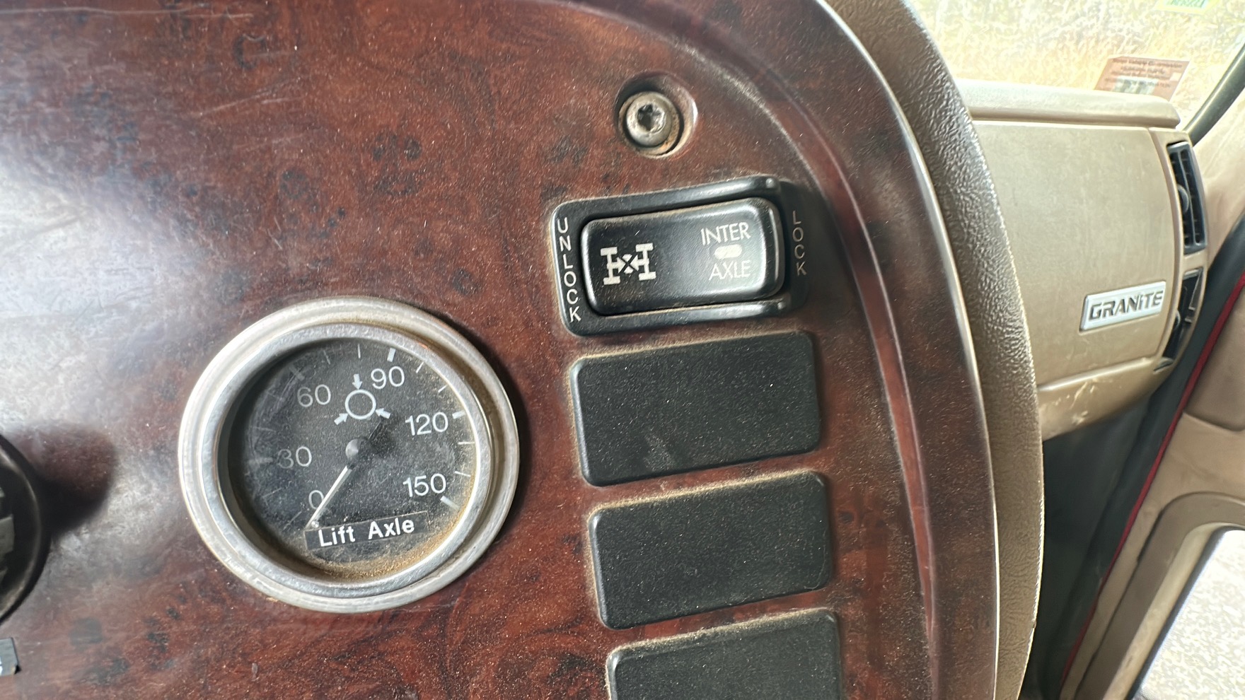 2006 MACK Granite CV713 - view 19 of 30