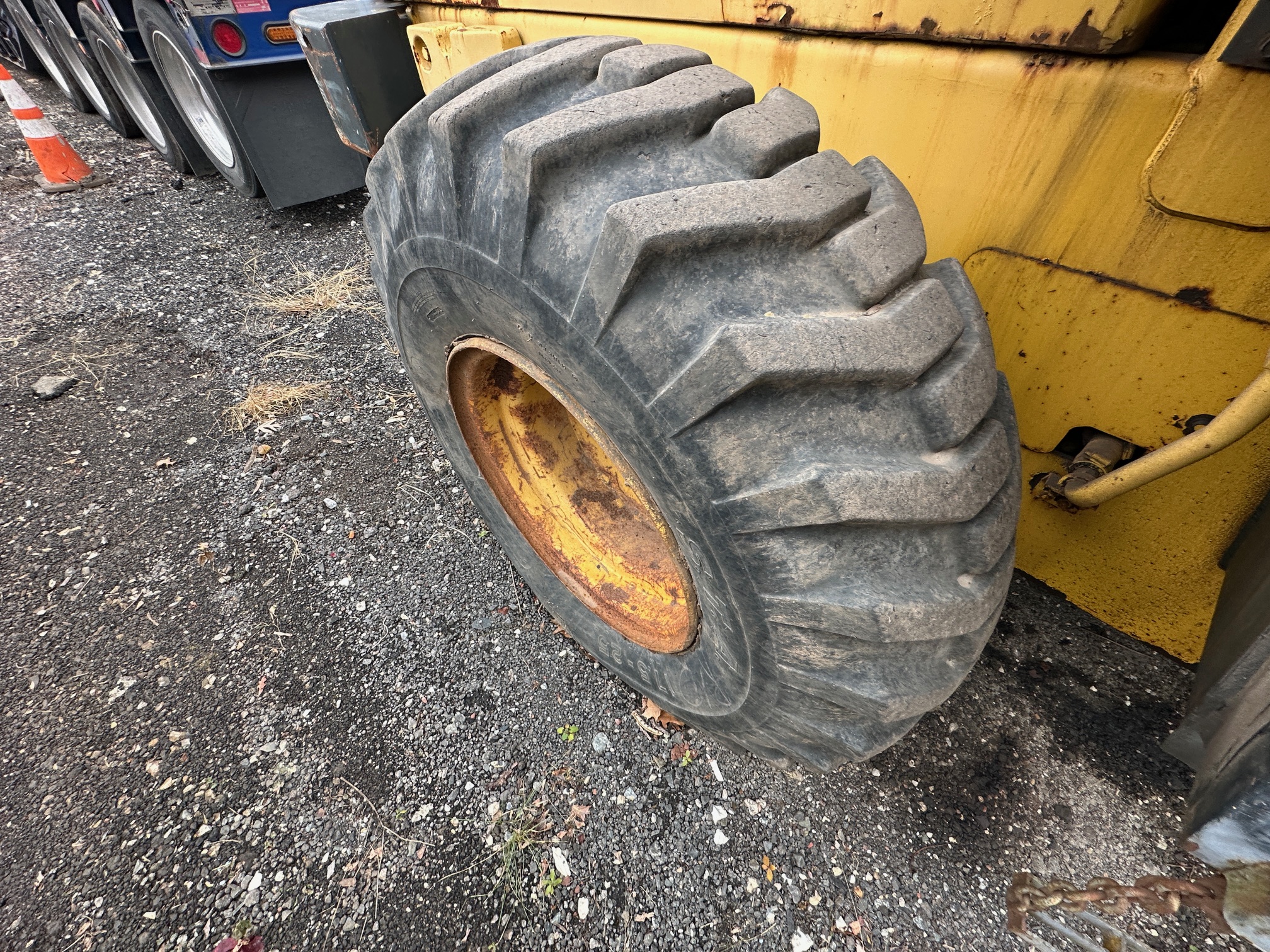 2002 KOMATSU WA250-3 - view 13 of 22