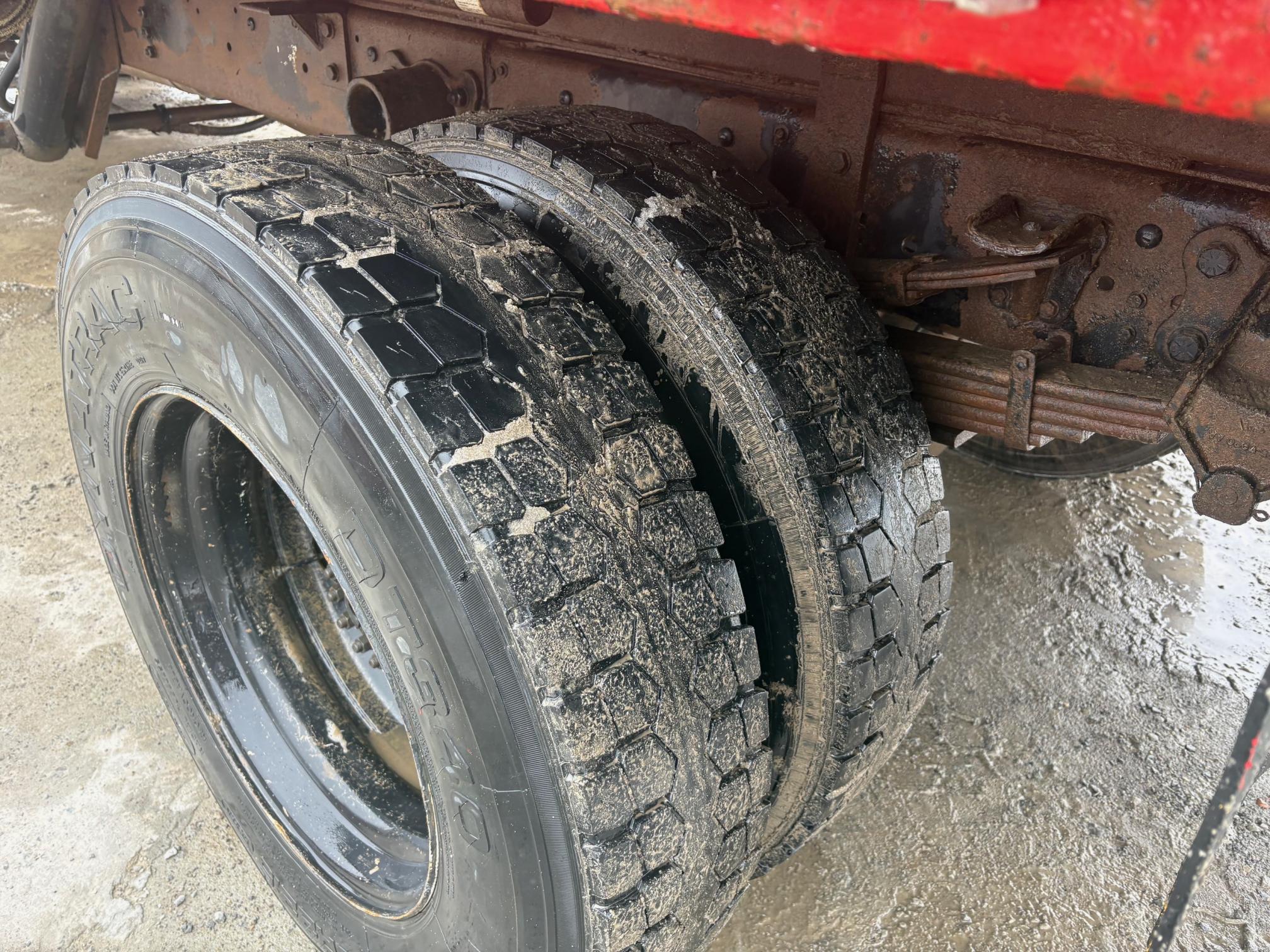 2003 FORD F650 Flat Bed Dump - view 9 of 27