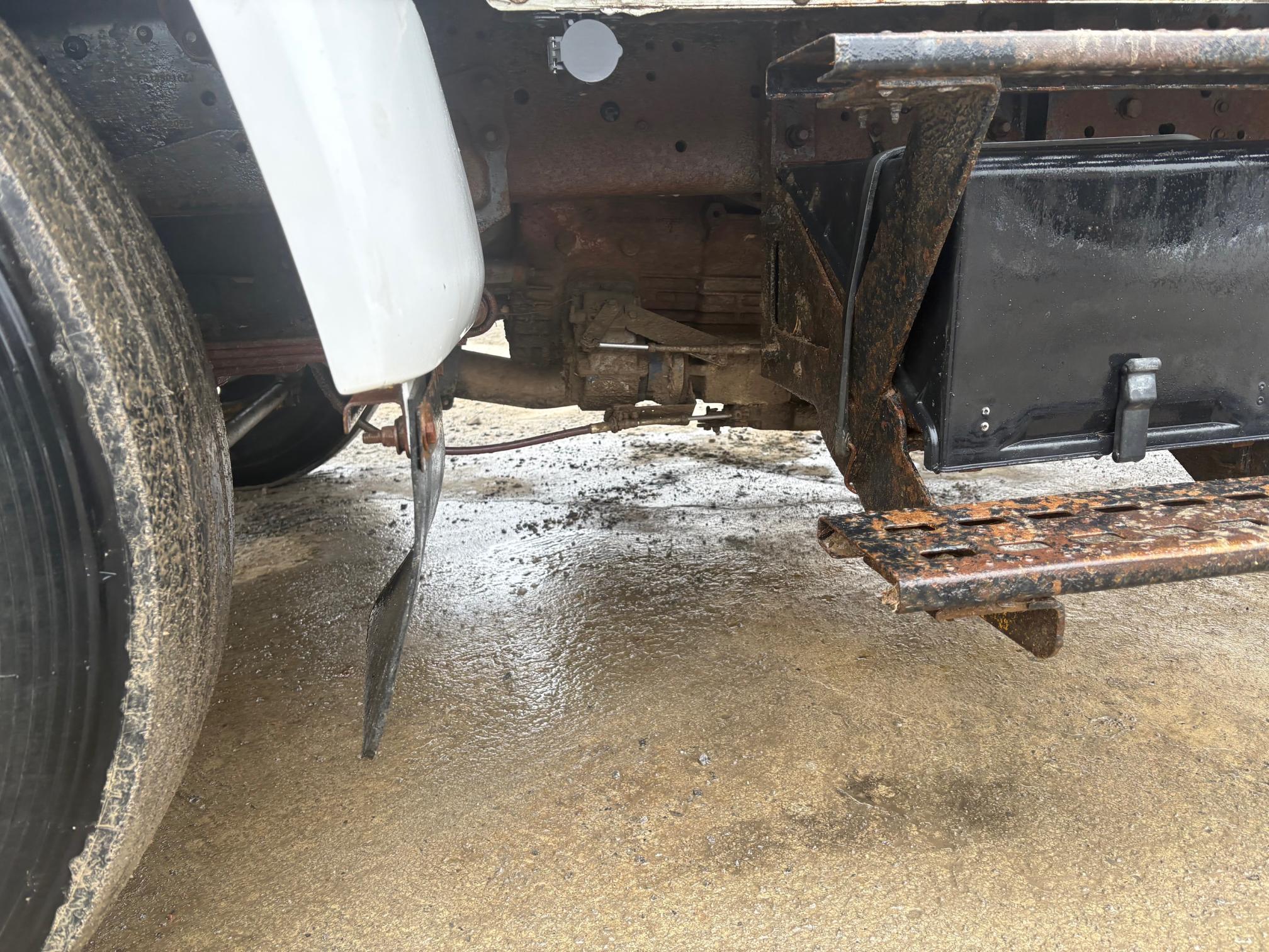 2003 FORD F650 Flat Bed Dump - Image 11