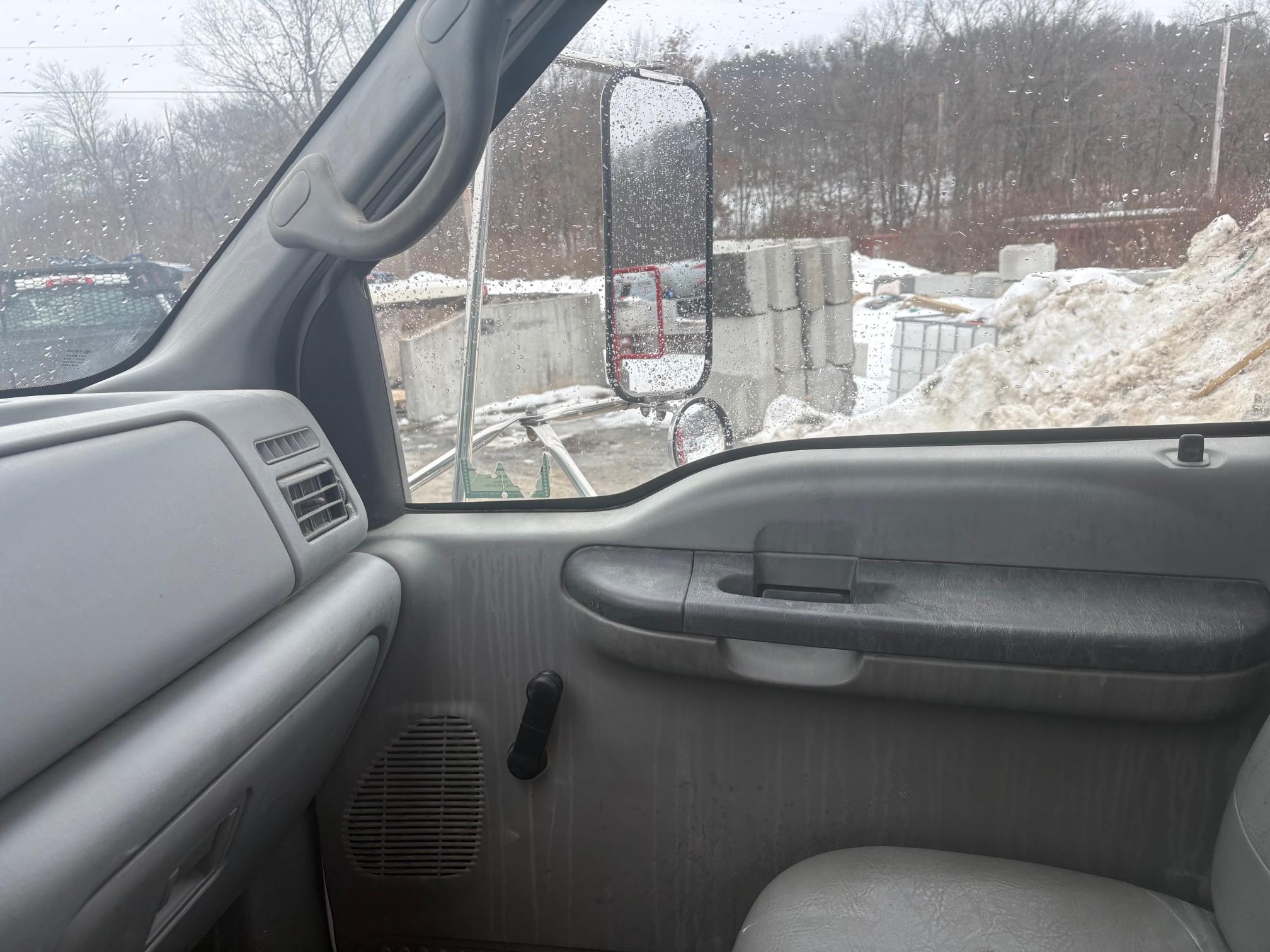 2003 FORD F650 Flat Bed Dump - Image 25