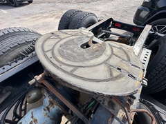 2014 VOLVO VNM64T - Image 13