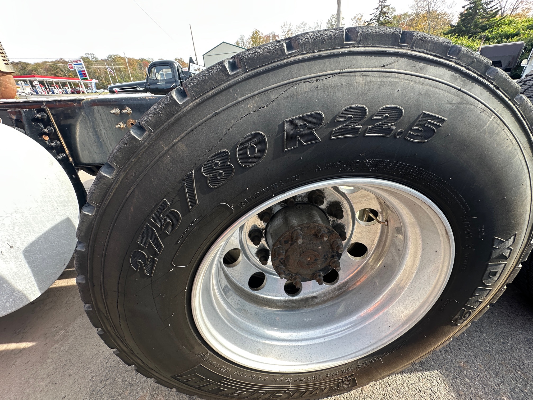 2014 VOLVO VNM64T - Image 14