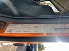 2014 VOLVO VNM64T - Image 19