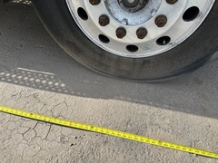 2014 VOLVO VNM64T - Image 29