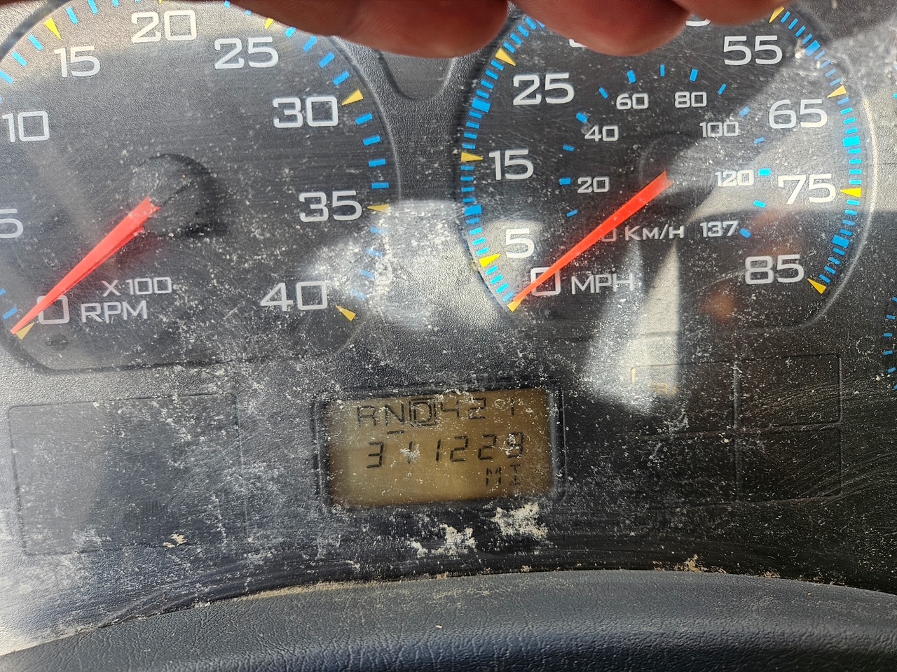 2004 INTERNATIONAL 4200 Mini Mixer - Image 11