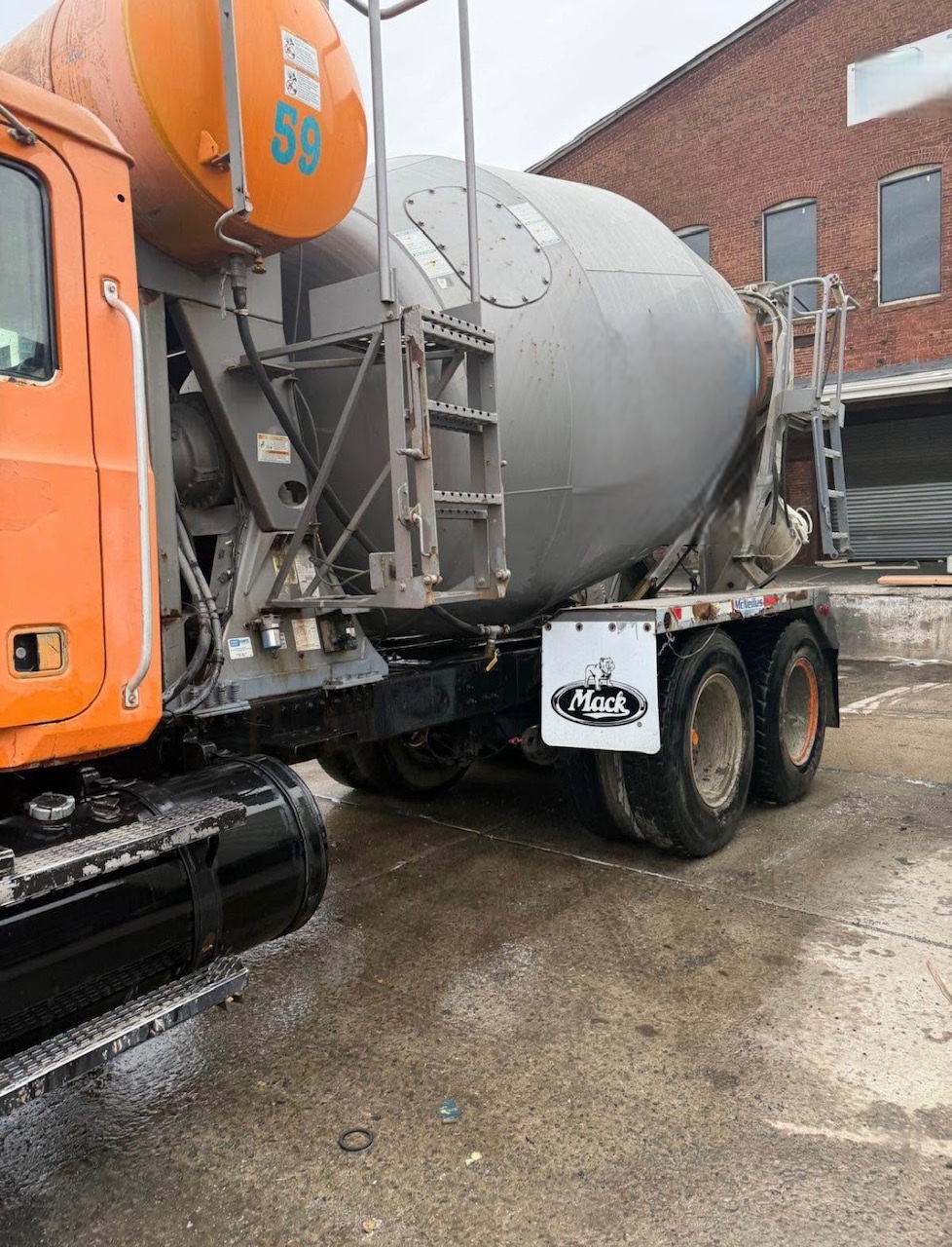 2005 MACK CV713 - view 5 of 20