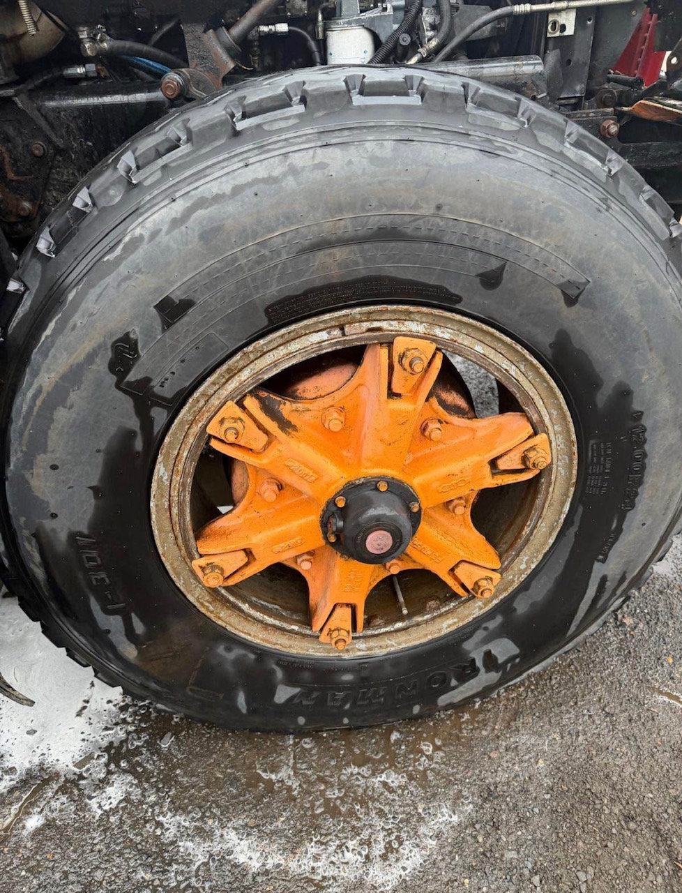 2005 MACK CV713 - view 11 of 20