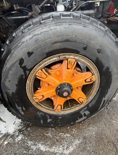 2005 MACK CV713 - Image 11