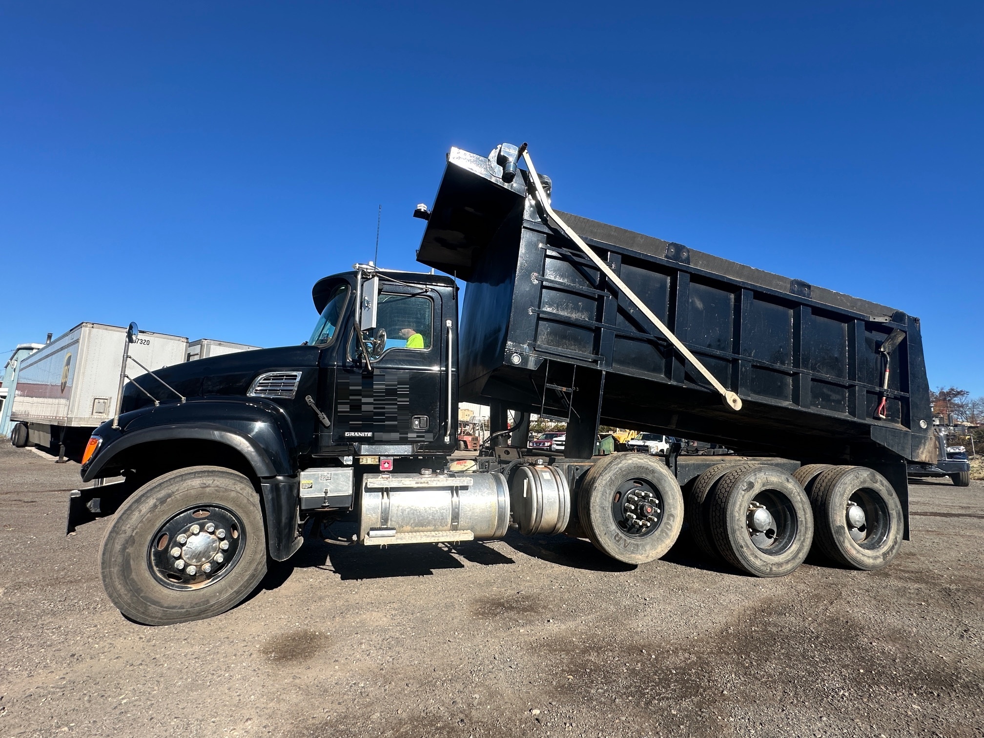 2006 MACK Granite CV713 - Image 3