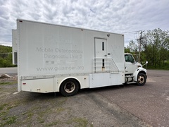 2008 STERLING Medical BOX TRUCK - Image 9