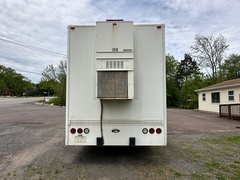 2008 STERLING Medical BOX TRUCK - Image 12