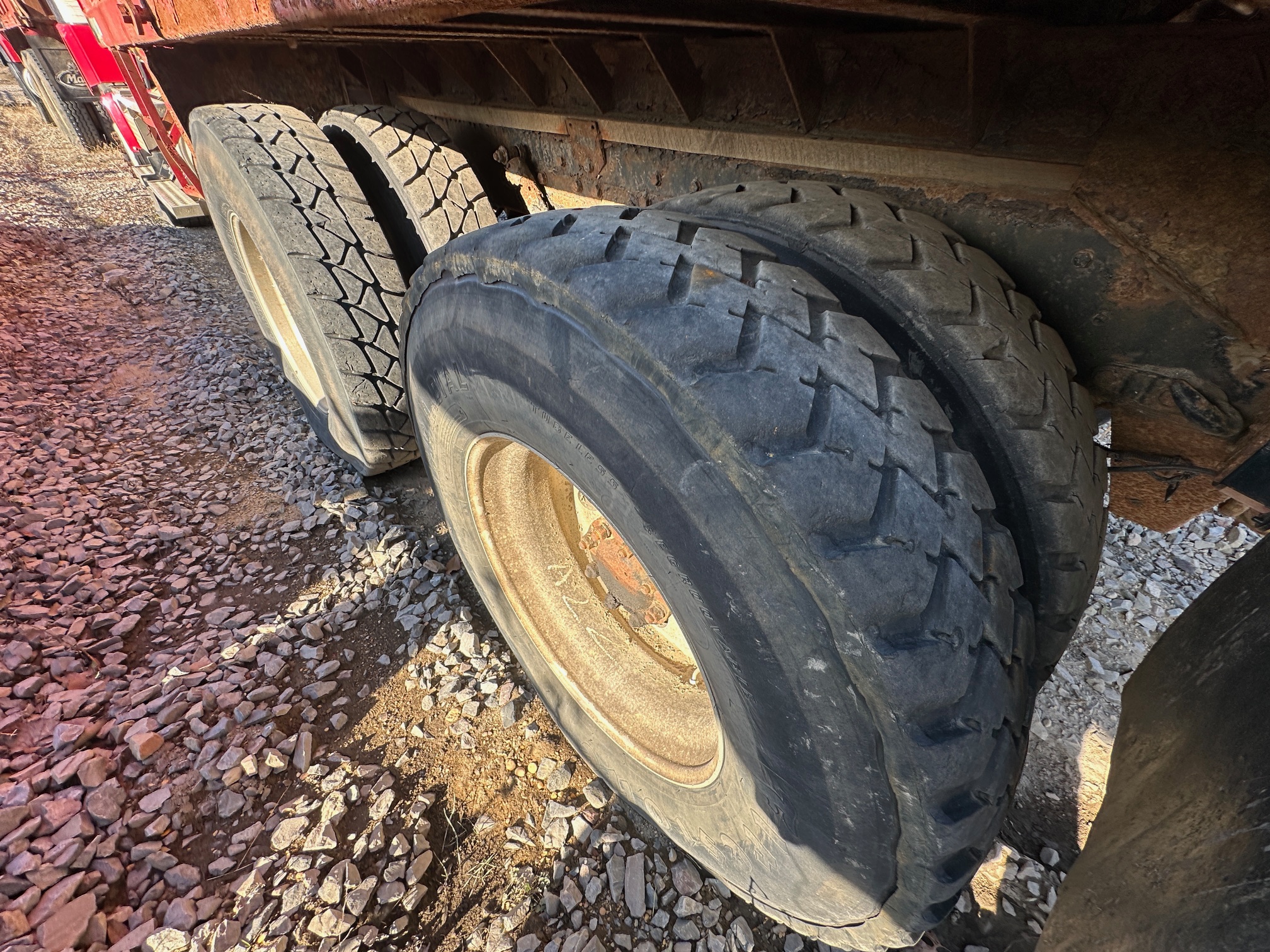 2002 WESTERN STAR 4900 - Image 9