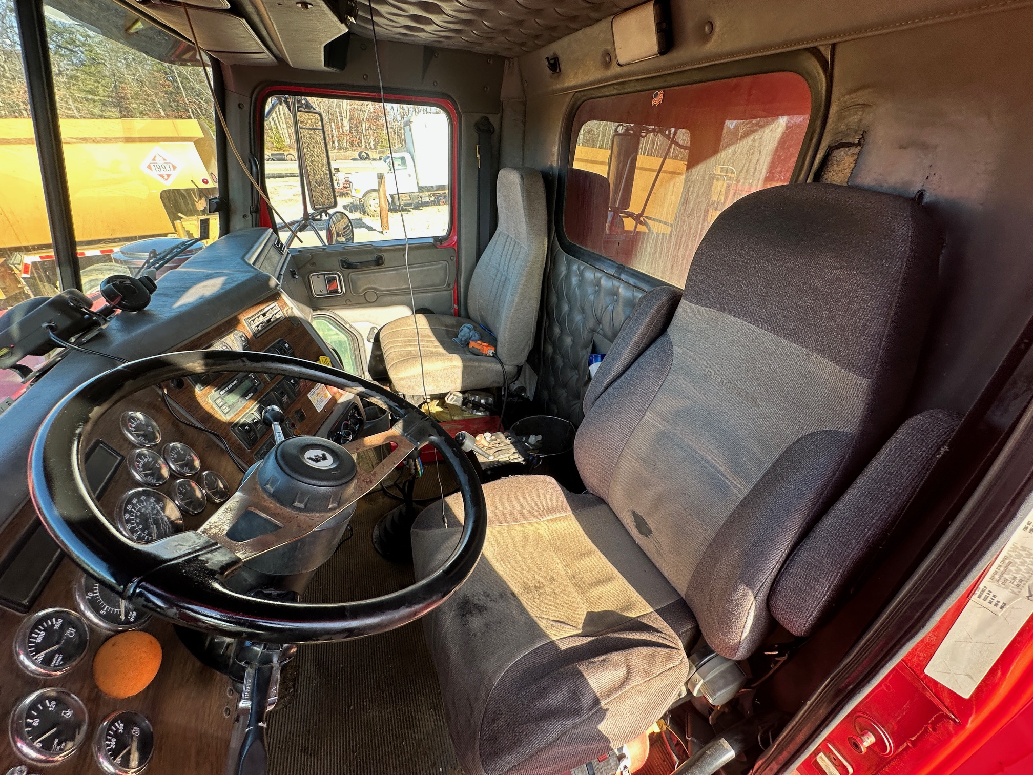 2002 WESTERN STAR 4900 - Image 14