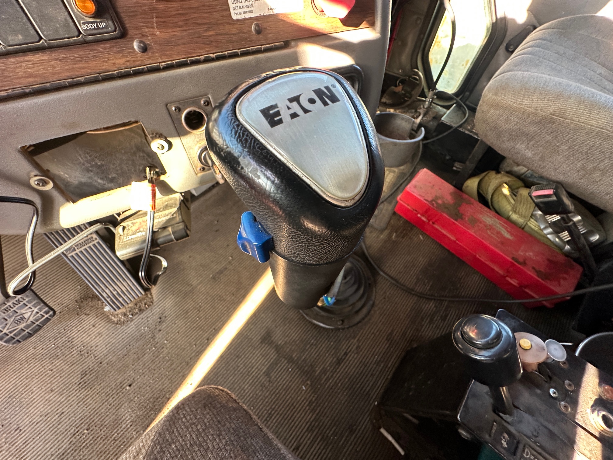 2002 WESTERN STAR 4900 - Image 17