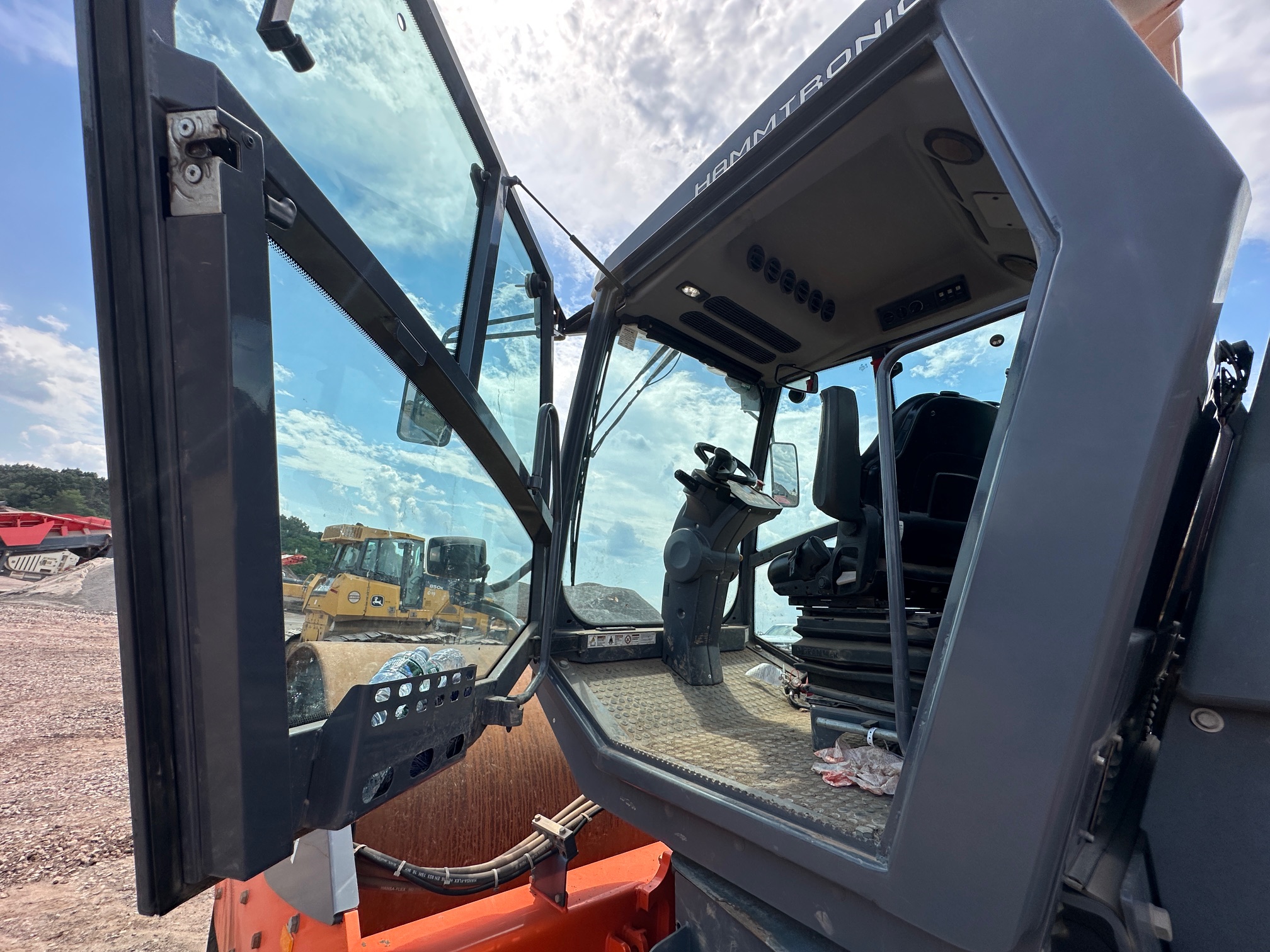 2019 HAMM H10i - view 12 of 29