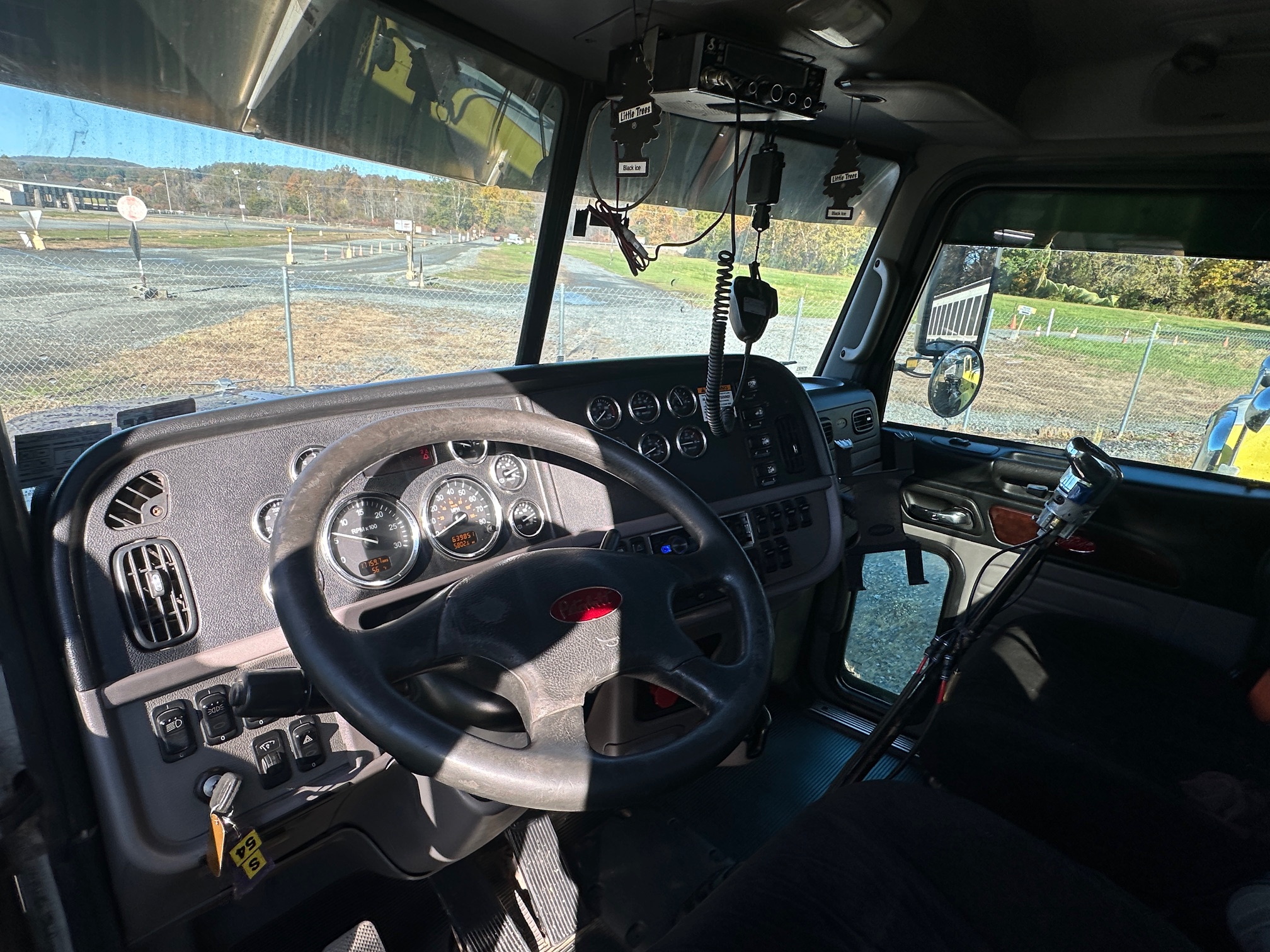 2016 PETERBILT 367 - view 20 of 37