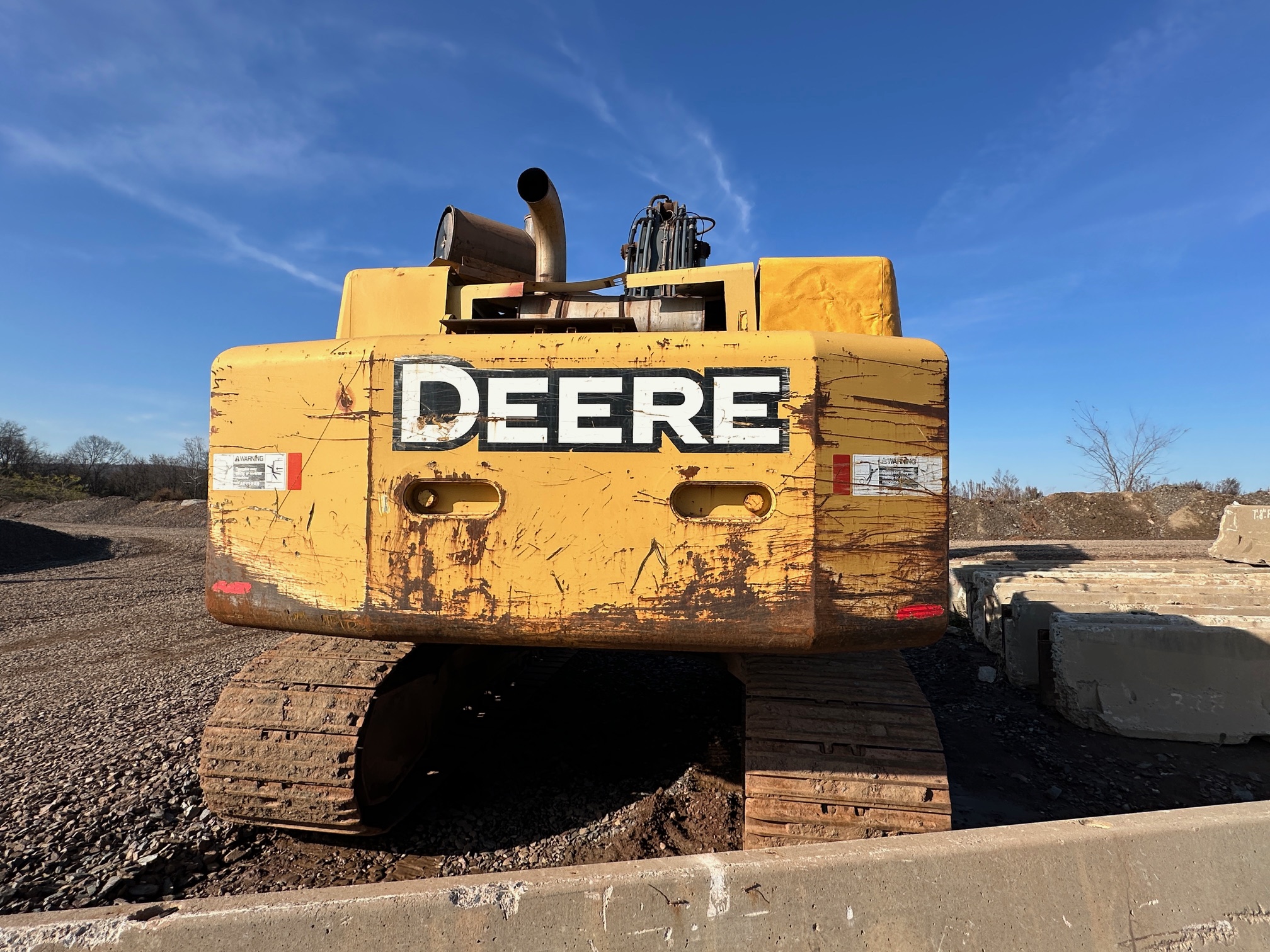 2006 DEERE 450D LC - view 9 of 15