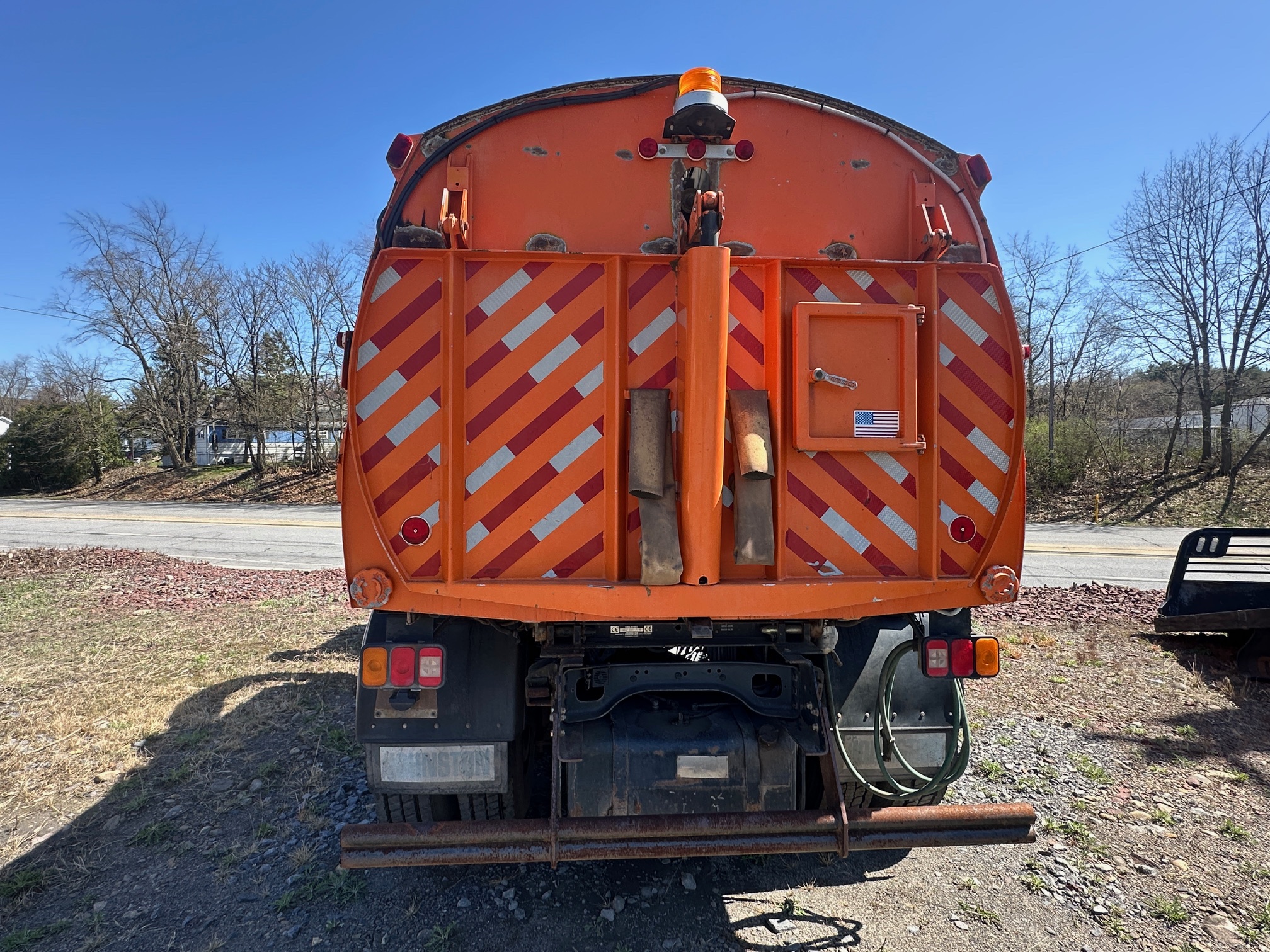 2000 STERLING SC7000 Sweeper - Image 10