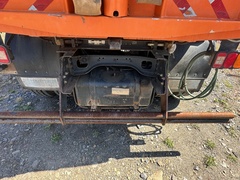 2000 STERLING SC7000 Sweeper - Image 11