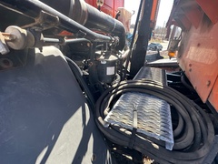 2000 STERLING SC7000 Sweeper - Image 15