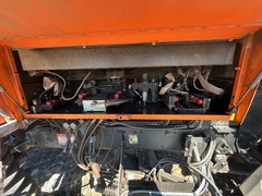 2000 STERLING SC7000 Sweeper - Image 39