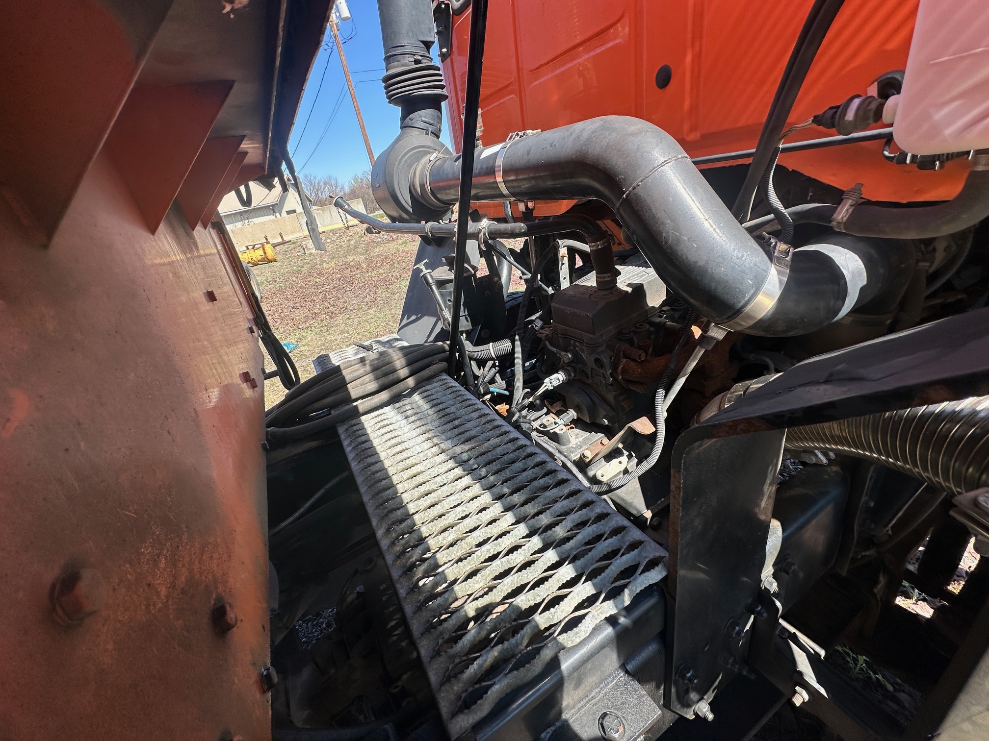 2000 STERLING SC7000 Sweeper - Image 40