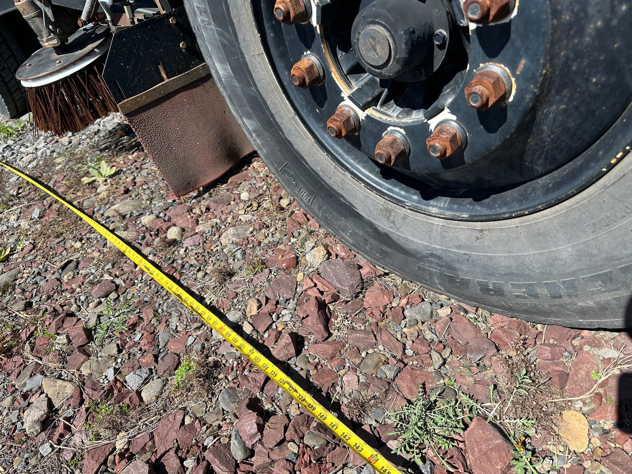 2000 STERLING SC7000 Sweeper - Image 45