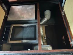 1998 PREVOST XL 45' Executive Coach - Image 27