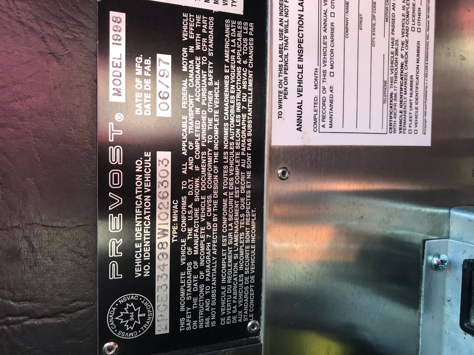 1998 PREVOST XL 45' Executive Coach - Image 25