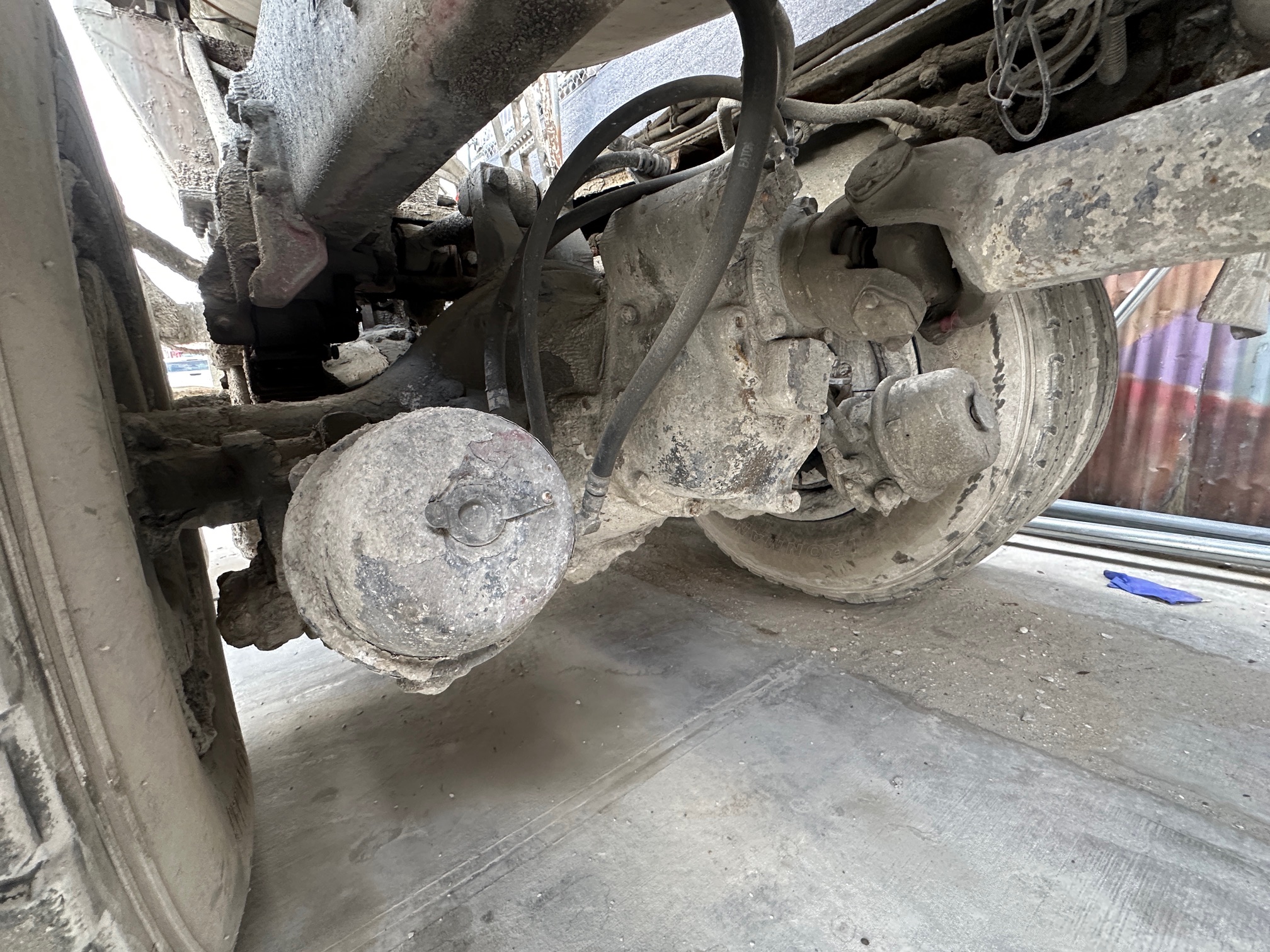 2005 WESTERN STAR Rear Mixer - Image 17