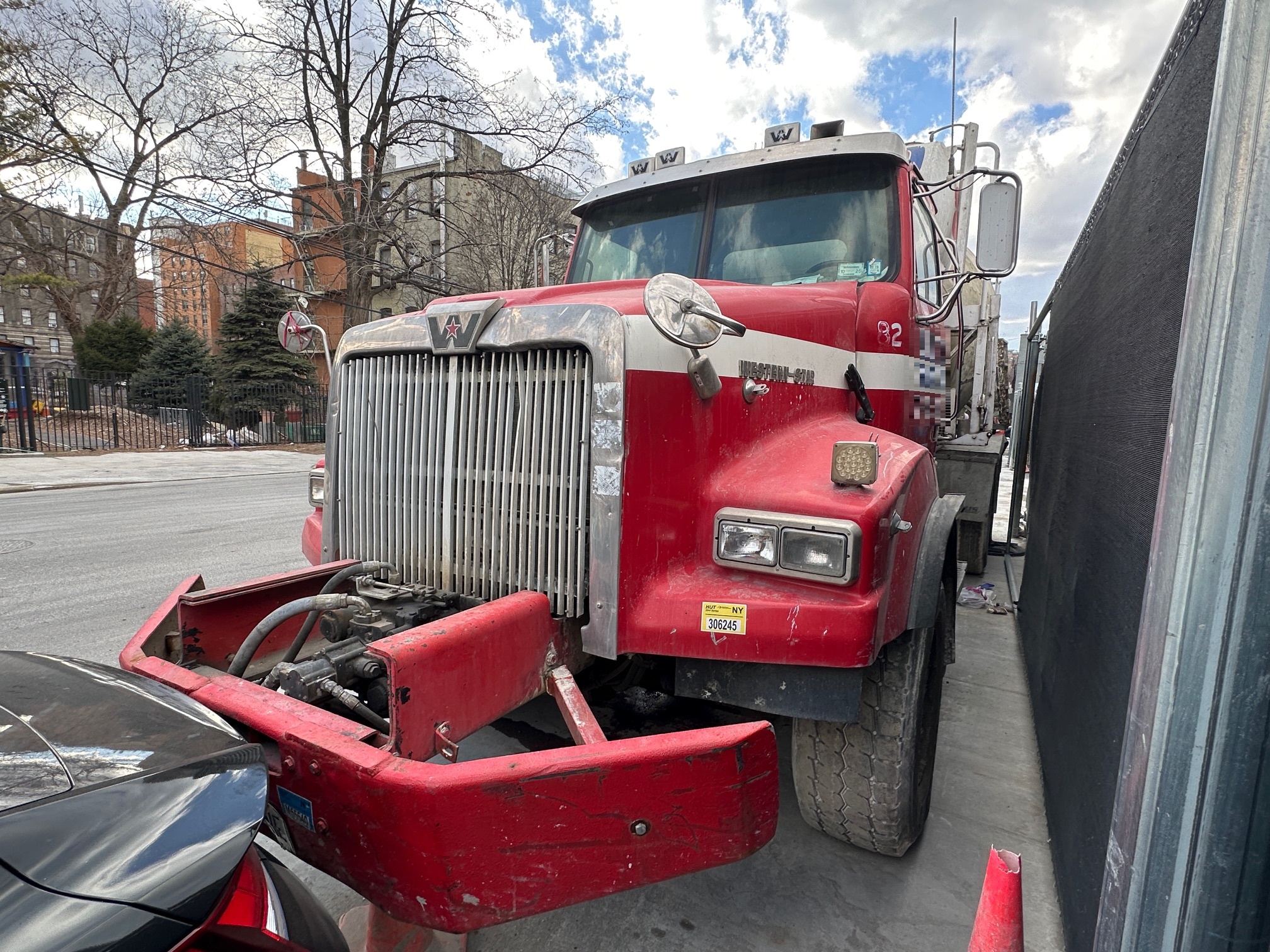 2005 WESTERN STAR Rear Mixer - Image 4