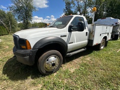 2006 FORD F450 Service Truck - Image 2