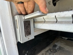 2006 FORD F450 Service Truck - Image 21