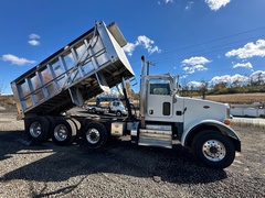 2016 PETERBILT 365 - Image 6