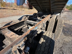 2016 PETERBILT 365 - Image 17