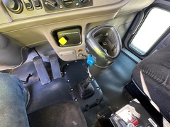 2016 PETERBILT 365 - Image 28