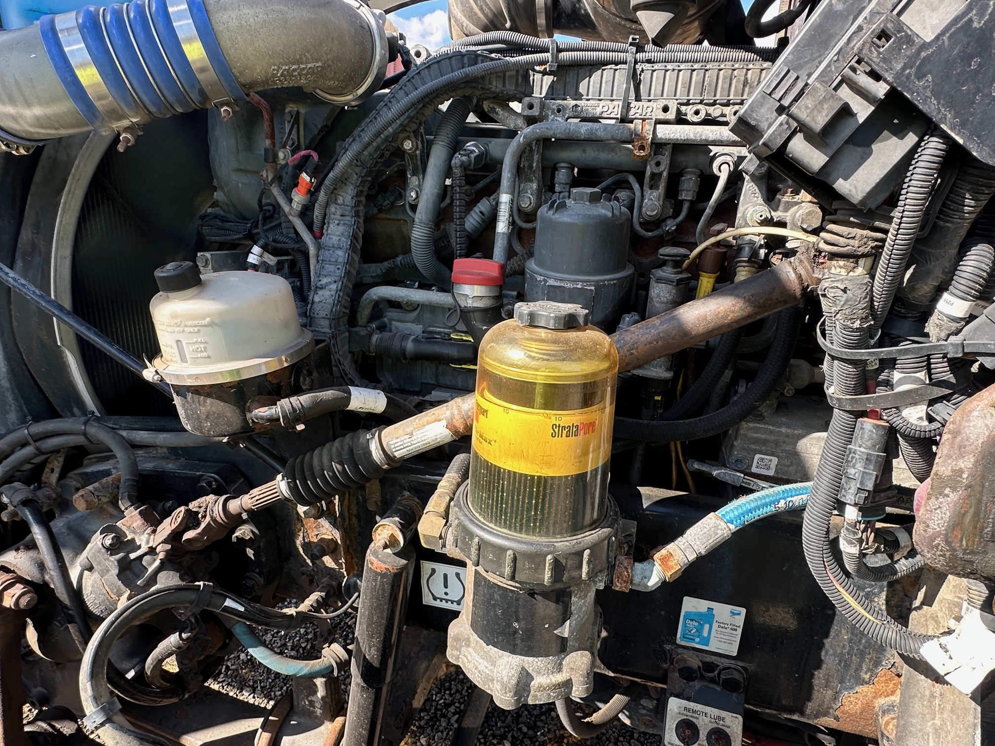 2016 PETERBILT 365 - Image 38