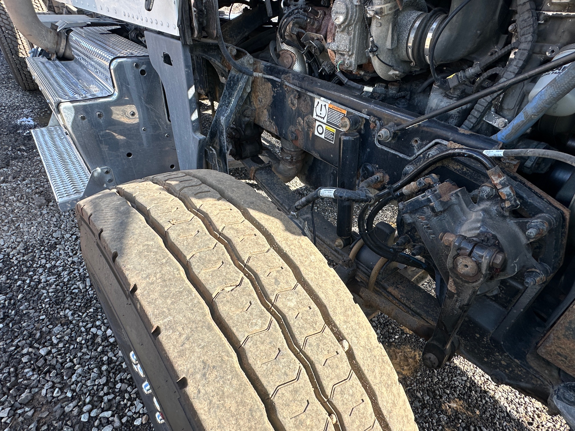 2016 PETERBILT 365 - Image 42