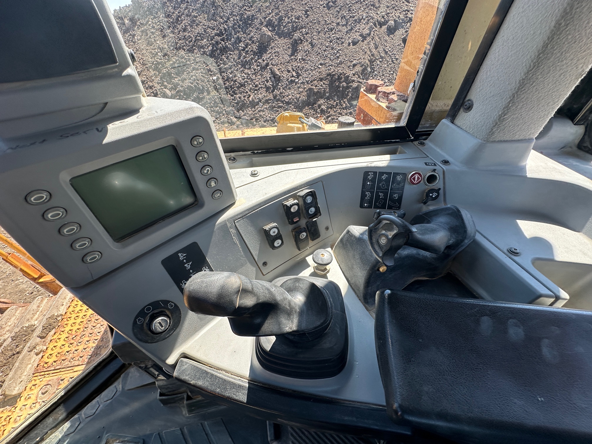 2014 CATERPILLAR D8T - Image 22