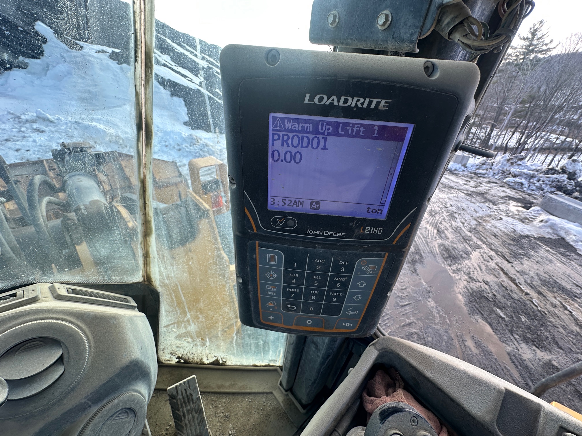 2015 DEERE 844K II - Image 36