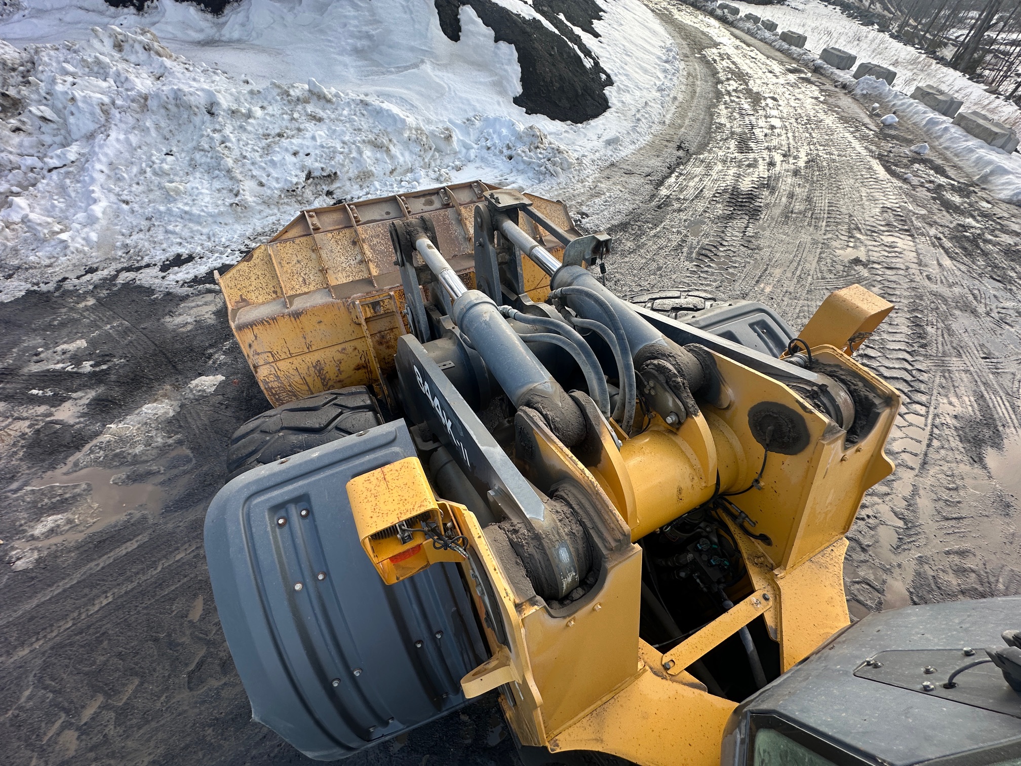 2015 DEERE 844K II - Image 38