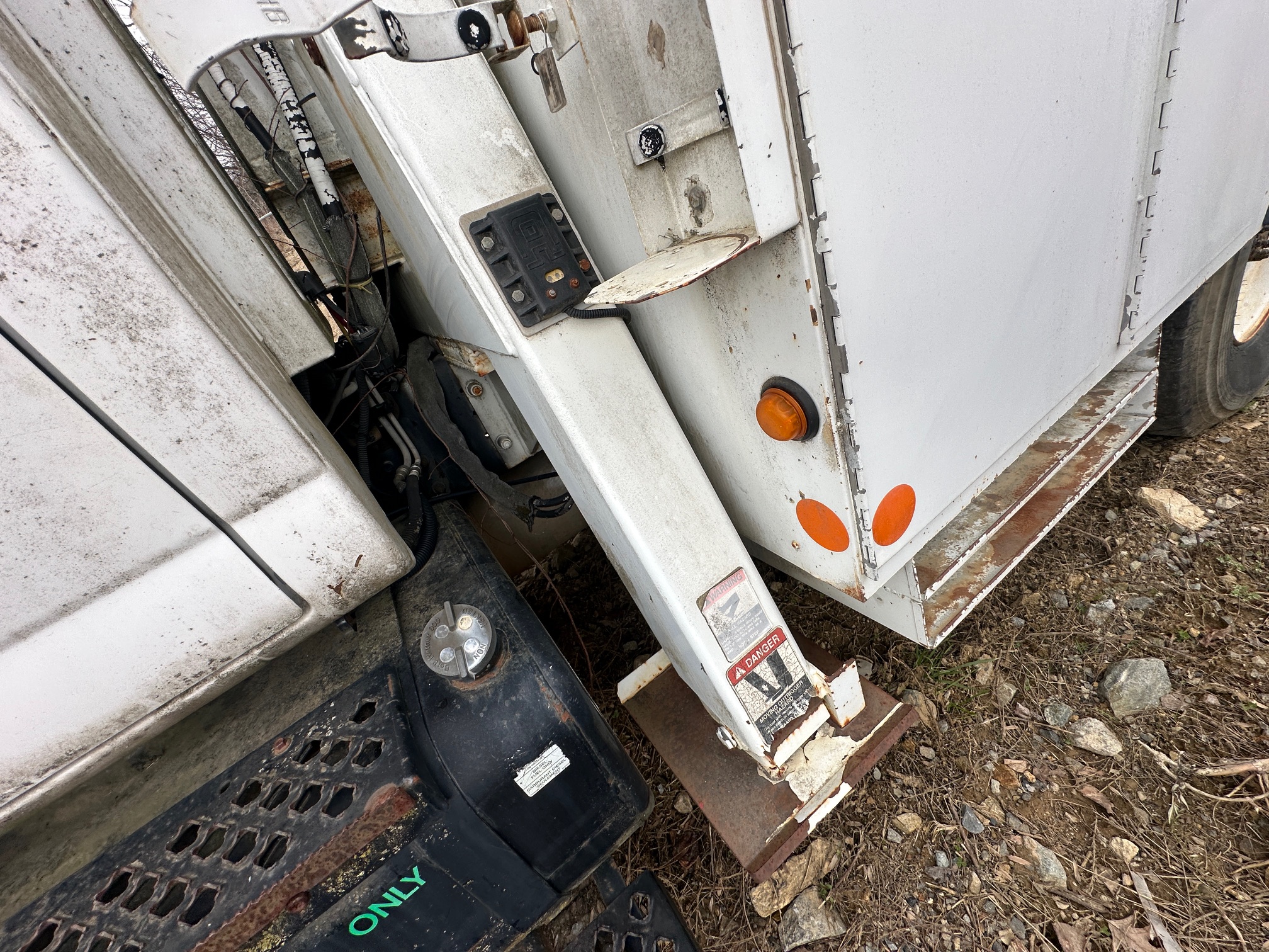 2006 CHEVROLET C8500 - view 16 of 55